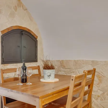 La Chicca Historic Center Beautiful Flat Апартаменты *